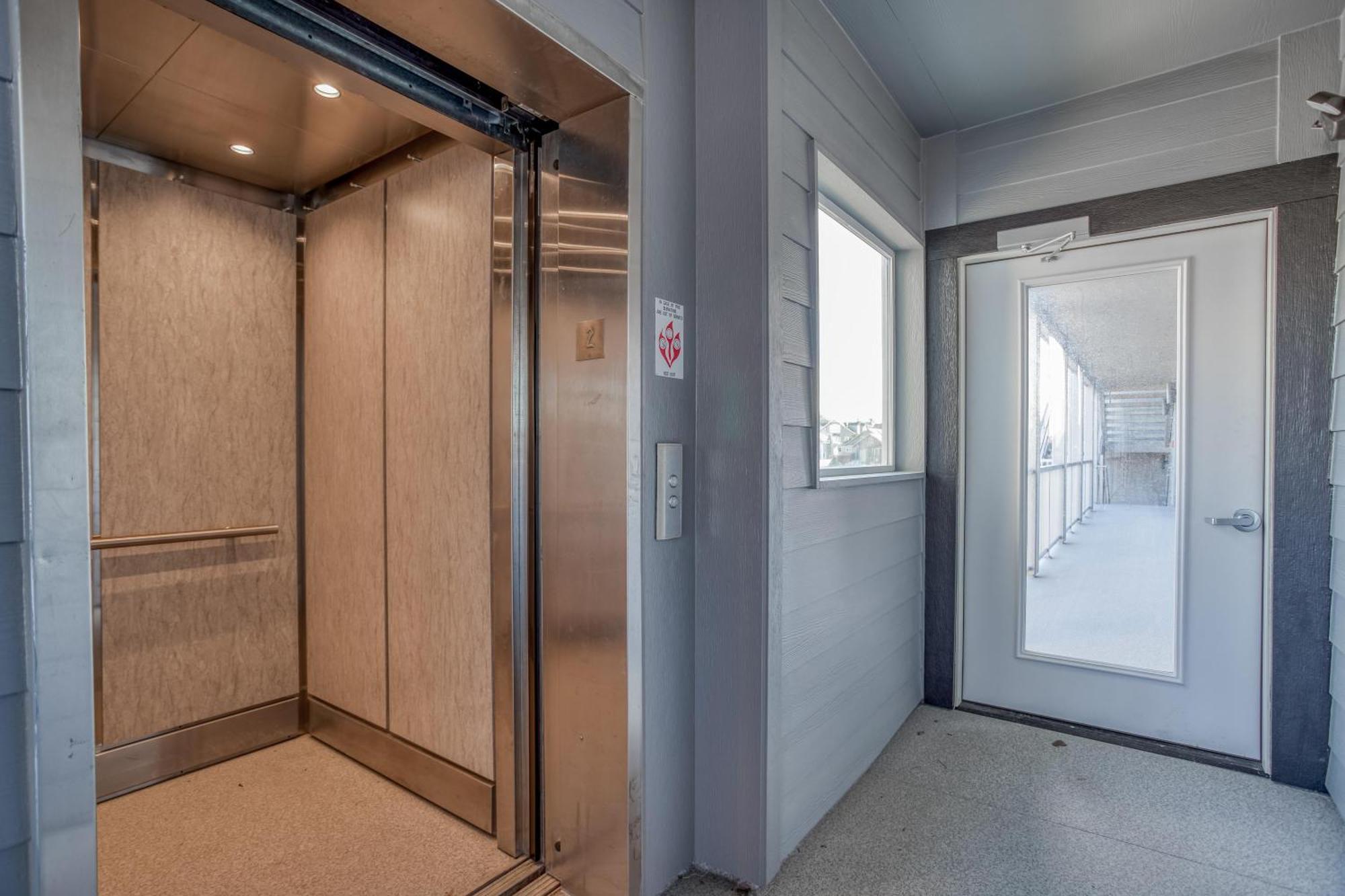 Nye Suite Newport Tower Eksteriør billede